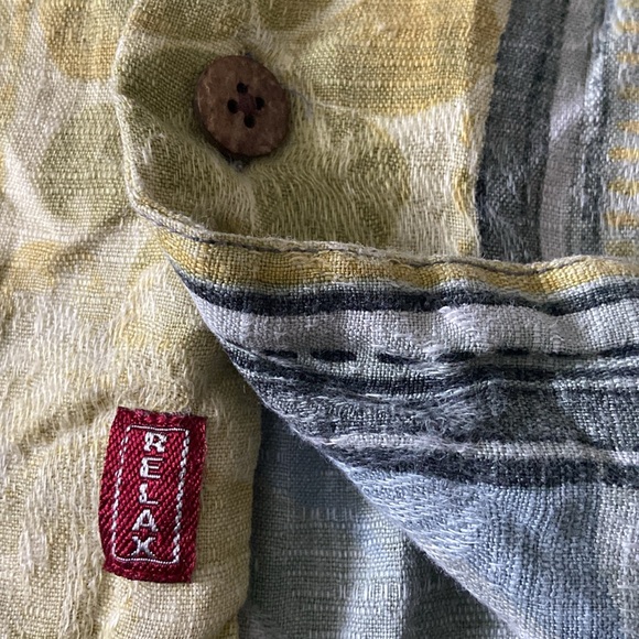 Tommy Bahama Men's Relax Vertical Stripe Floral Print Linen Loop Neck Size XL - Picture 4 of 5